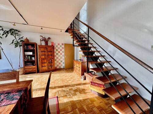 E1 offene Treppe zu E2 - Etagenwohnung mit 123,00 m&sup2; in Trier zum Kaufen