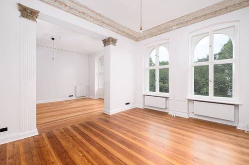 Wohnbereich - 5 Zimmer Etagenwohnung in Berlin