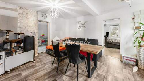 Haus 1 Esszimmer 1 - Zwei Einfamilienhäuser mit großem Grundstück, Scheune und vielen Nutzungsmöglichkeiten