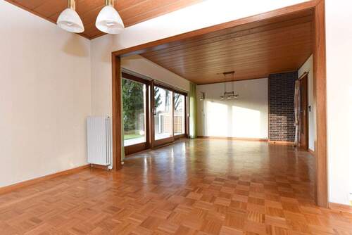 großzügig und lichtdurchflutet - 