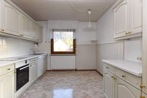 Küche mit Einbauküche - 