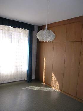 Schlafzimmer - 4 Zimmer Etagenwohnung zur Miete in Lörrach