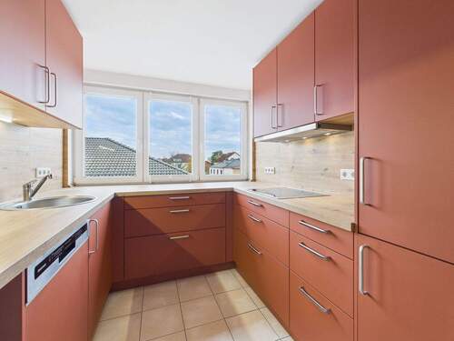 Neuwertige Einbauküche inklusive - 