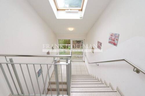 V1250 DG Treppenhaus - 