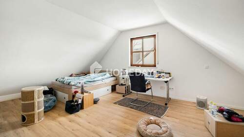 DG Schlafzimmer 1 - 
