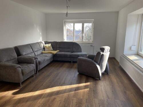 Ihr Wohnzimmer - 5 Zimmer Einfamilienhaus zur Miete in Kaufbeuren