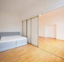 Lichtdurchflutete Zwei-Zimmer Wohnung im Herzen Sulzbachs!