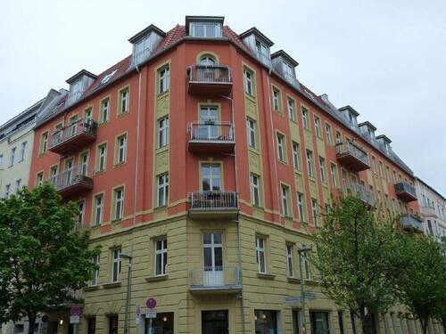 Hausansicht - Winskiez: TOP-sanierte Altbauwohnung in sehr gefragter Wohnlage