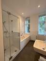 Badezimmer - Etagenwohnung mit 145,70 m² in Berlin zur Miete