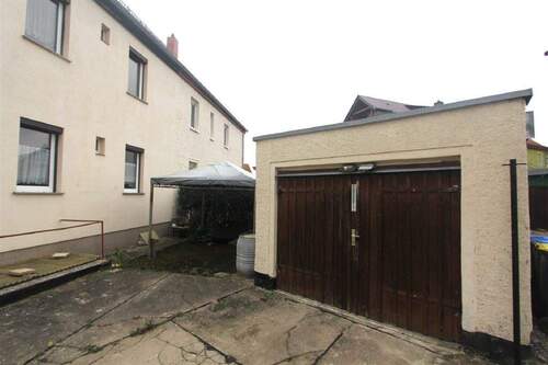 Garage - 8 Zimmer Einfamilienhaus in Naumburg (Saale)