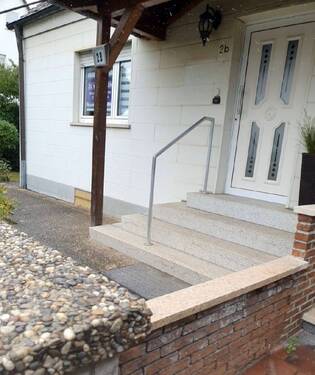 Eingang - Mehrfamilienhaus, Wohnhaus mit 90,00 m² in Fürth zum Kaufen