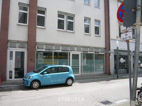 Hausnummer 13 - Bürohaus - leerstehend - in Citylage von Karlsruhe - unweit vom Schloß und der Uni