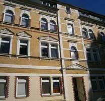 Hübsche 3 Raum Wohnung mit Balkon im Herzen der Stadt Meuselwitz zu verkaufen!