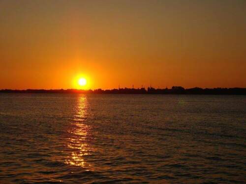 1 - idyllisch + extravagant am Plauer See --- SeeblickStrandBootsliegepl.SchlaffassSaunaKamine +