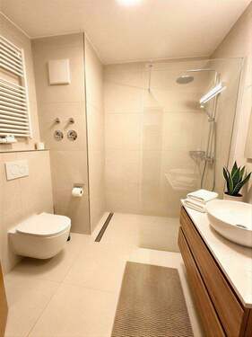 Modernisiertes Bad als Idee - 