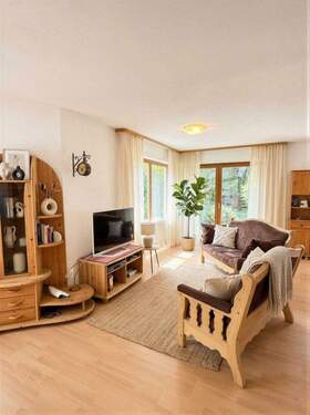 Heller Wohn-/Essbereich - 