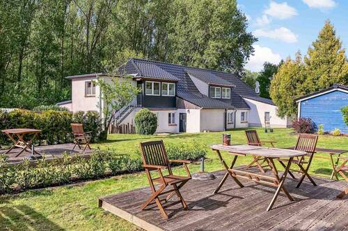 Gartenbereich mit Terrasse - 