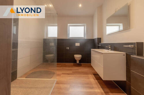 LYD 3618 - 6 Badezimmer - 