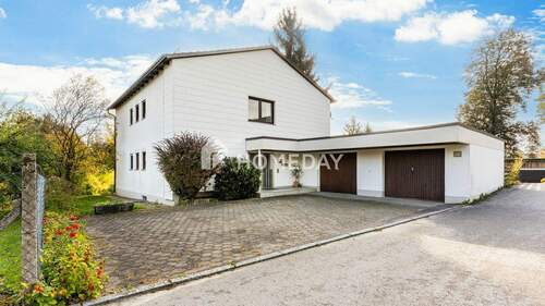 Außenansicht 1 - Einfamilienhaus mit 180,00 m² in Schöllnach zum Kaufen