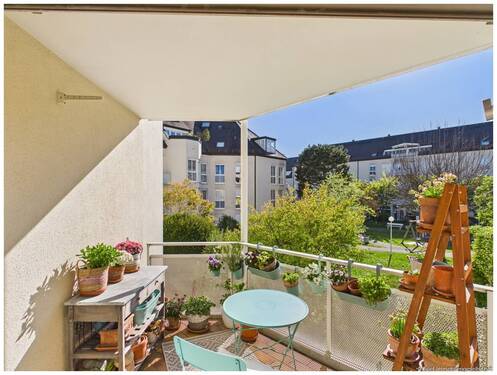 Sonniger Balkon - Etagenwohnung mit 82,90 m&sup2; in München zum Kaufen