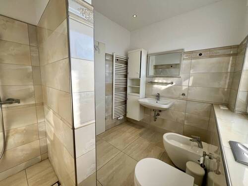 Badezimmer mit - 