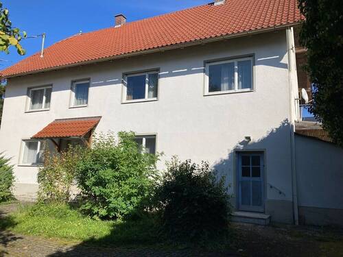 Ansicht Haus - 8 Zimmer Einfamilienhaus zum Kaufen in Dillingen