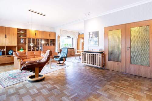 Wohnen 2 - 7 Zimmer Einfamilienhaus in Hamburg