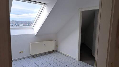 Küche mit Abstellraum - 