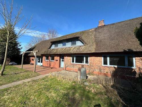 Hausansicht - Doppelhaushälfte mit 182,00 m&sup2; in Langenhorn zum Kaufen