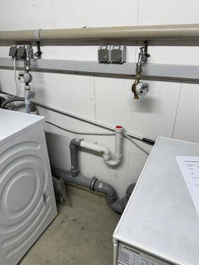 Waschmachine und Trockner - 