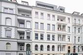 Außenansicht - Exklusiver Altbau mit privatem Garten, moderner Raumaufteilung & variabler Wohnstruktur