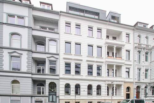 Außenansicht - Exklusiver Altbau mit privatem Garten, moderner Raumaufteilung & variabler Wohnstruktur