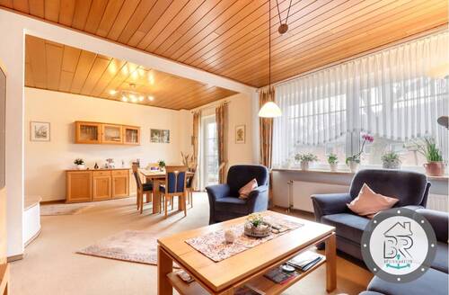 Wohn- und Essbereich mit Zugang zur südlichen Terrasse - 