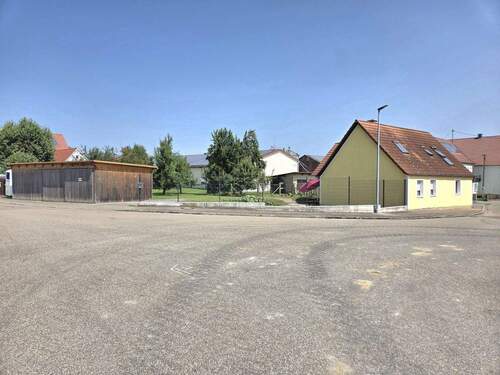 Bild 3 - 6 Zimmer Einfamilienhaus in Bissingen / Fronhofen