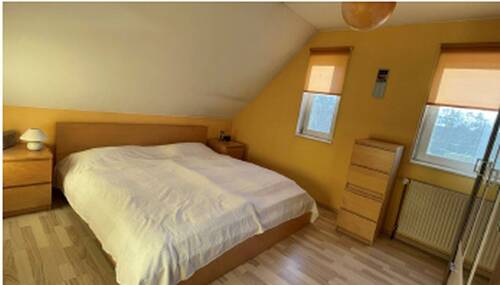 Schlaf-/Kinderzimmer DG - 