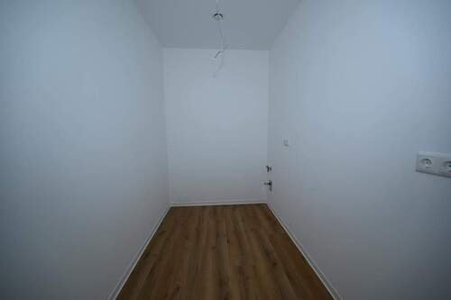 Abstellraum mit WM-Anschluss - 