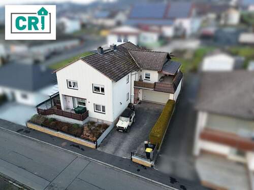 Außenansicht - Gepflegtes Zweifamilienhaus in zentraler Lage von Homberg Ohm