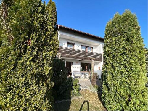 Außenansicht - 5 Zimmer Reihenendhaus in Großkarolinenfeld