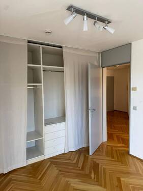 Einbauschrank im Schlafzimmer - 