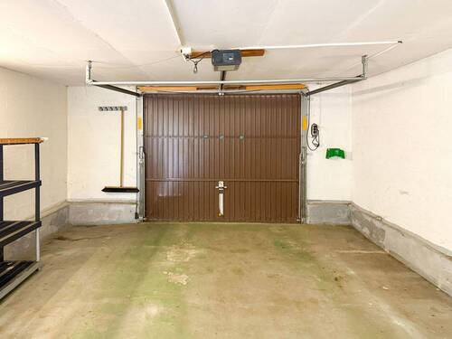Garage - 