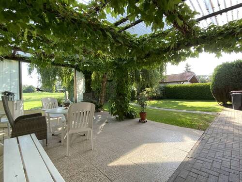 überdachte Terrasse - 