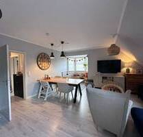 Maschen: schöne DG-Wohnung mit Balkon! - Seevetal