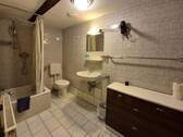 OG-Zimmer-1-Bad.jpg - 