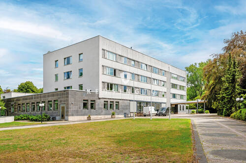 Außenansicht - Auffahrt - 