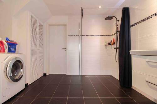 Badezimmer 3.3 EG - 