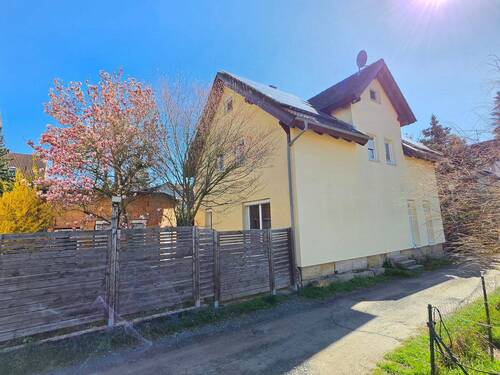 Hausansicht - Versteckt und doch mittendrin - Modernes Wohnen in toller Stadtlage