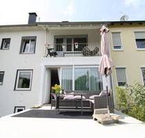 Sofort wohlfühlen: 5-Zi.-RMH mit großem Garten in Sprockhövel