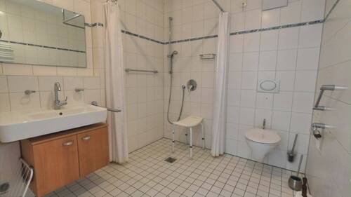Barrierefreies Duschbad - 