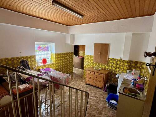 Erdgeschoss: Hauswirtschaftsraum - 