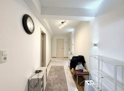 Erdgeschoss Flur - 7 Zimmer Reihenmittelhaus zum Kaufen in Goch